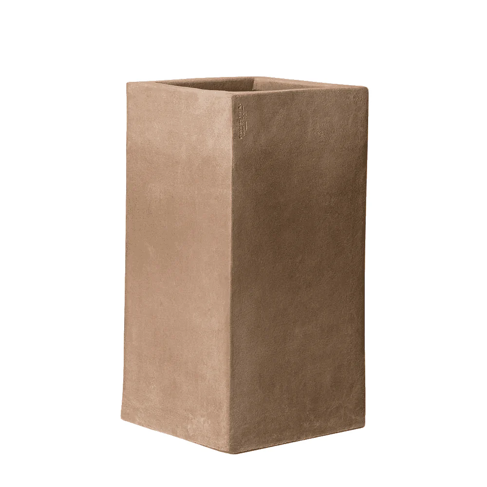 Italian Terracotta Naturale Vertical Planter - Image 3